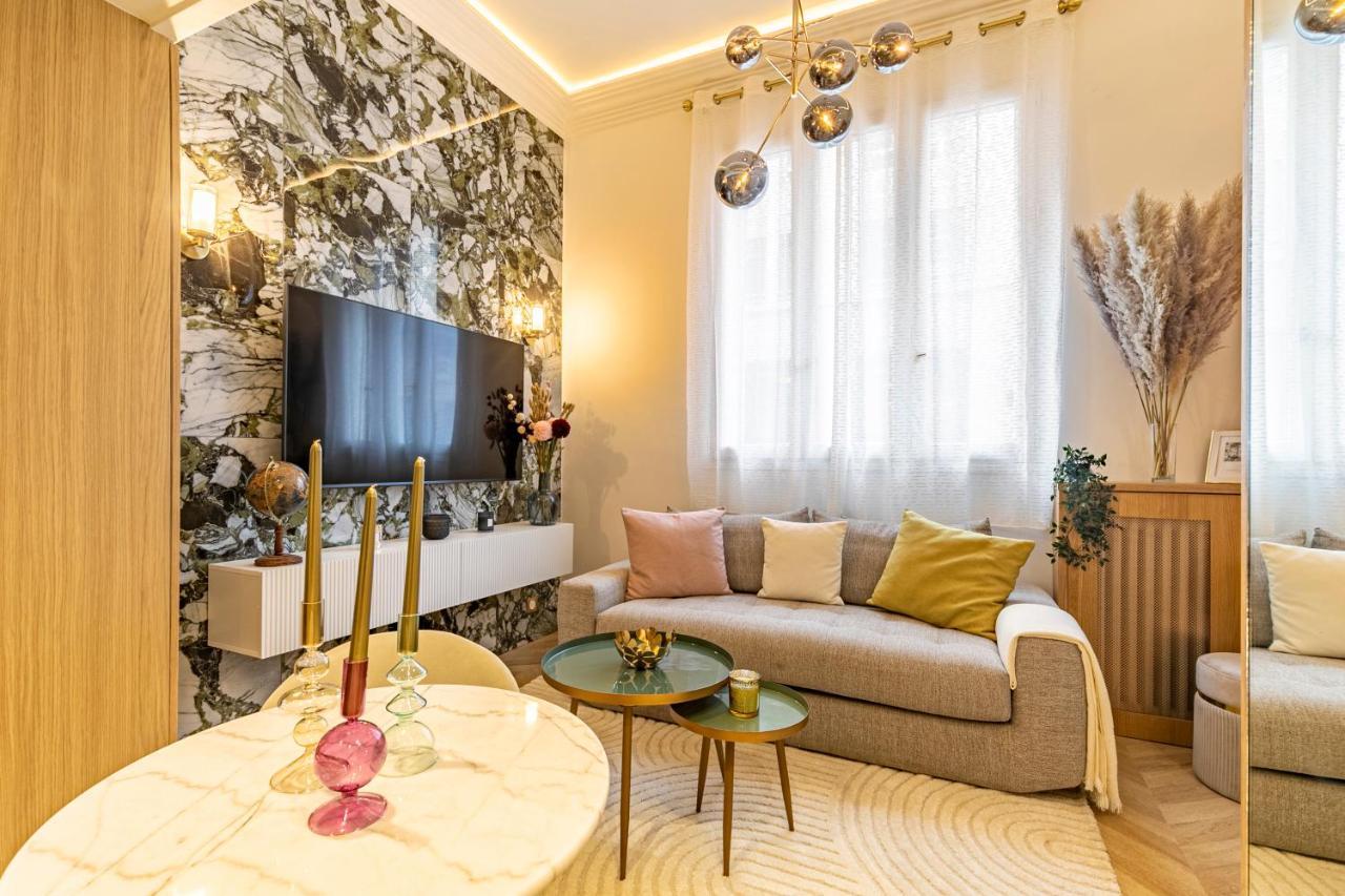 Le Studio Des Champs Elysees Paris Exterior photo